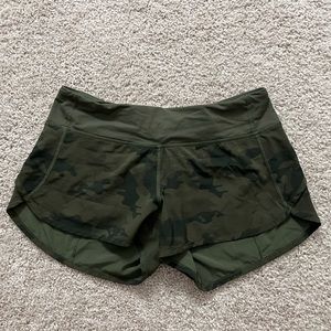 Lululemon Speed Short - Camo - 4